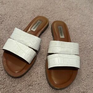 Steve Madden Alexandra Sandals White